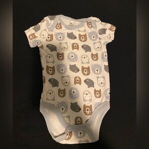Adorable Bear Print Baby Onesie